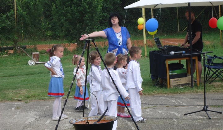 4. fotografia fotogalérie 4.6.2016 Deň matiek a Deň detí
