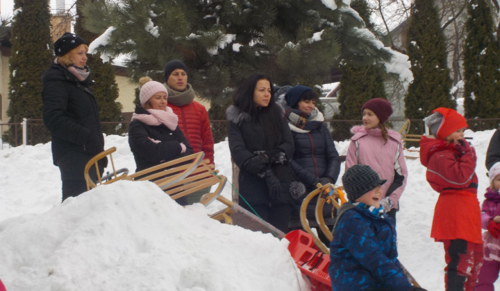 11. fotografia fotogalérie 21.1.2017 - Fašiangová sánkovačka