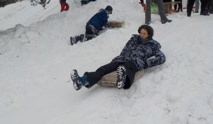 15. fotografia fotogalérie 21.1.2017 - Fašiangová sánkovačka