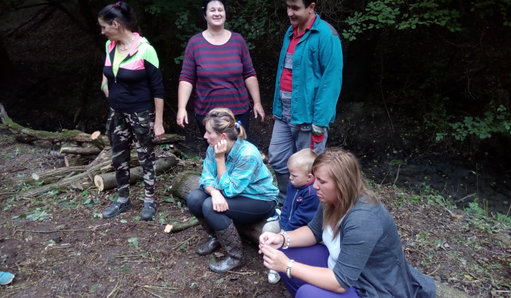 3. fotografia fotogalérie 16.9.2017 Čistenie okolia studničky